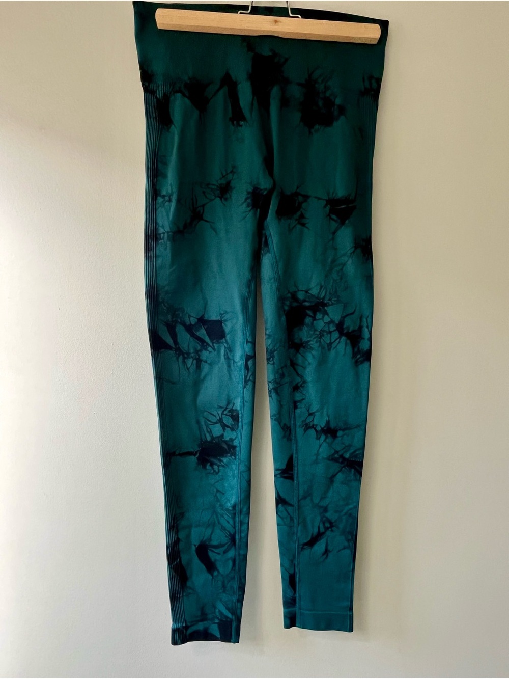 Kids Tie-Dye Leggings in Teal and Black